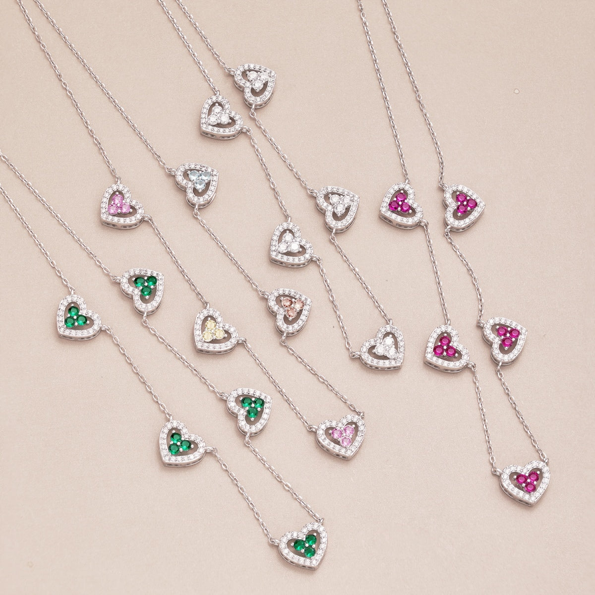 ˇStella JewelryˇSparkling Five Heart Necklace