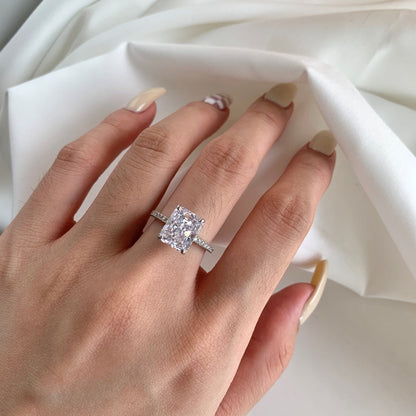 ˇStella JewelryˇLuxurious Engagement Ring