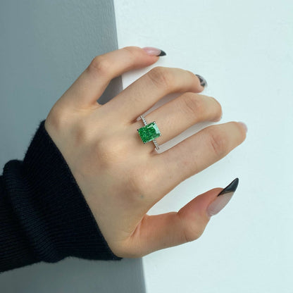 ˇStella JewelryˇLuxurious Engagement Ring