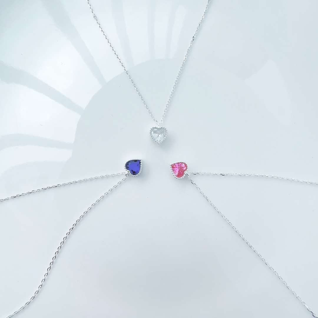 ˇStella JewelryˇOrnate Heart Shape Necklace