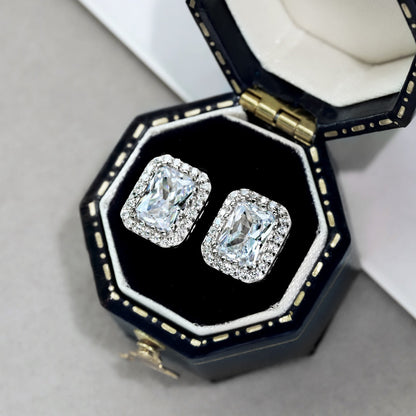 ˇStella JewelryˇLuxurious Dainty Emerald Cut Daily Earrings