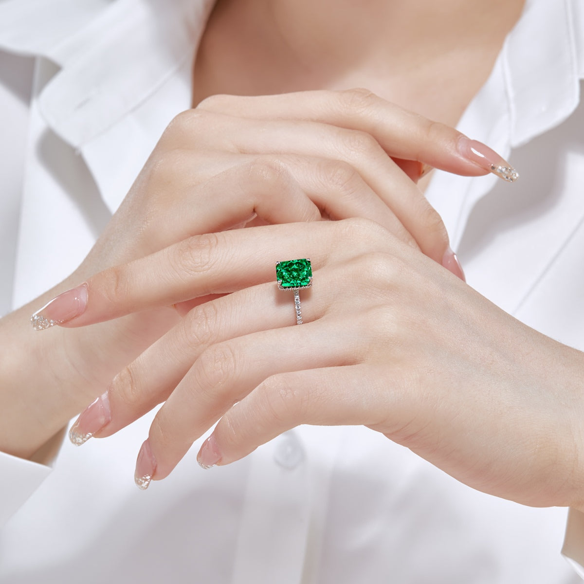 ˇStella JewelryˇLuxurious Engagement Ring