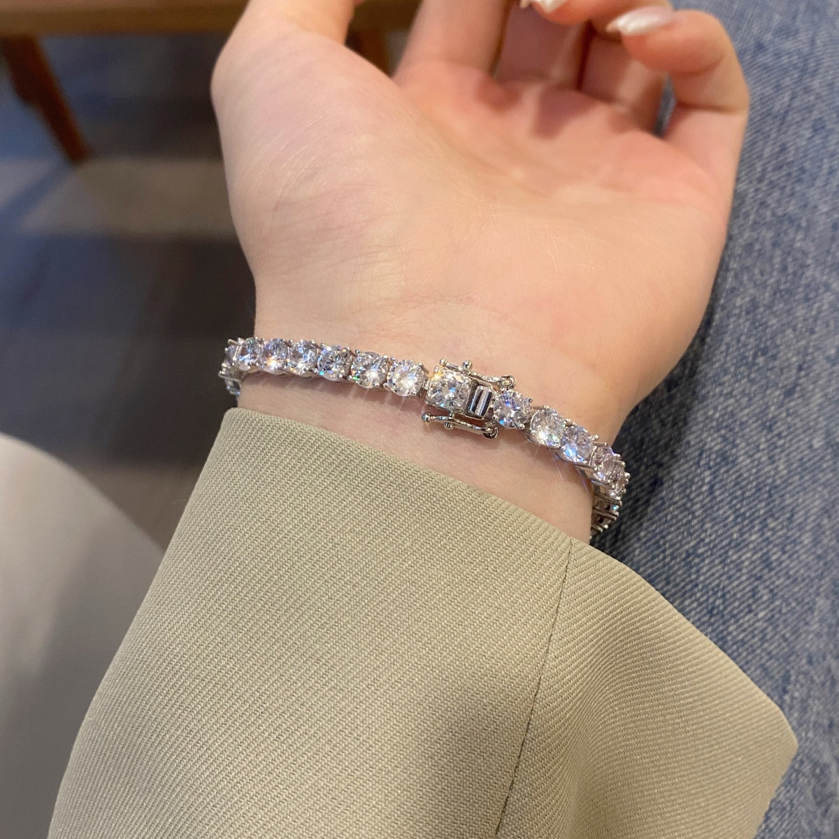 ˇStella JewelryˇOrnate Sparkling Round Cut Wedding Bracelet