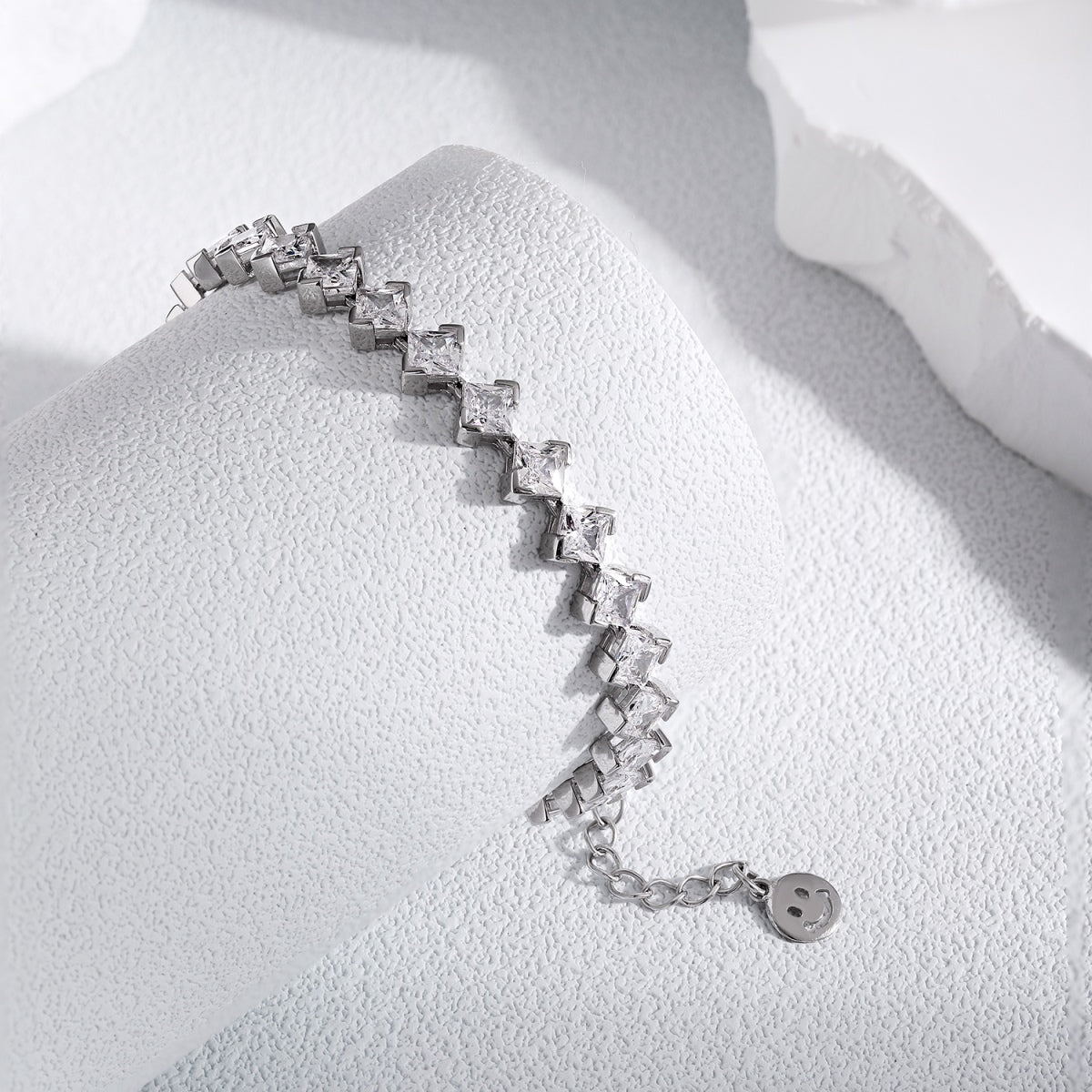 ˇStella JewelryˇOrnate Princess Cut Daily Bracelet
