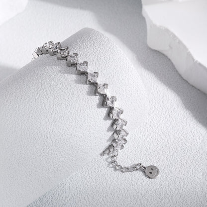 ˇStella JewelryˇOrnate Princess Cut Daily Bracelet