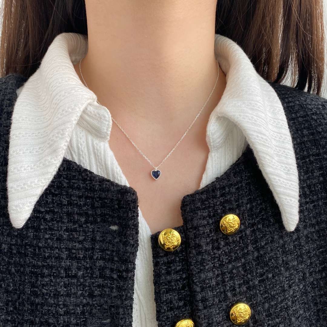 ˇStella JewelryˇOrnate Heart Shape Necklace