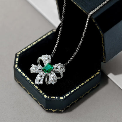 ˇStella JewelryˇLuxurious Flower Shape Emerald Cut Necklace