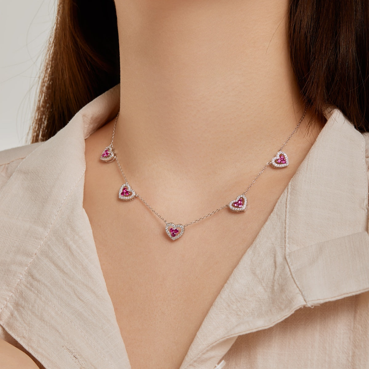 ˇStella JewelryˇSparkling Five Heart Necklace