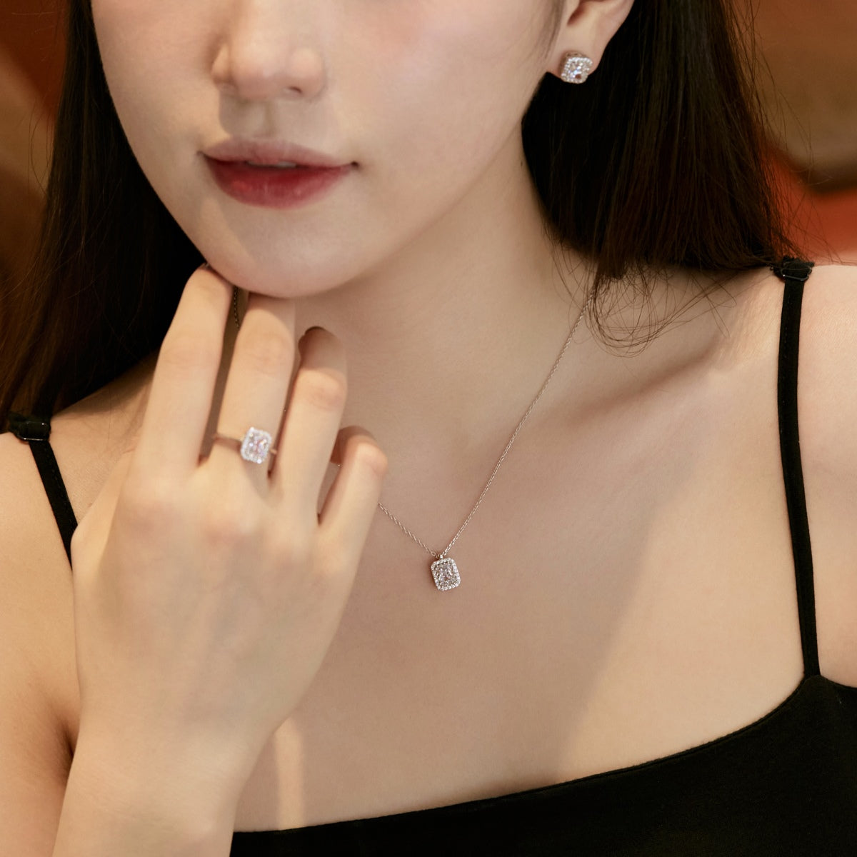 ˇStella JewelryˇLuxurious Dainty Emerald Cut Daily Earrings