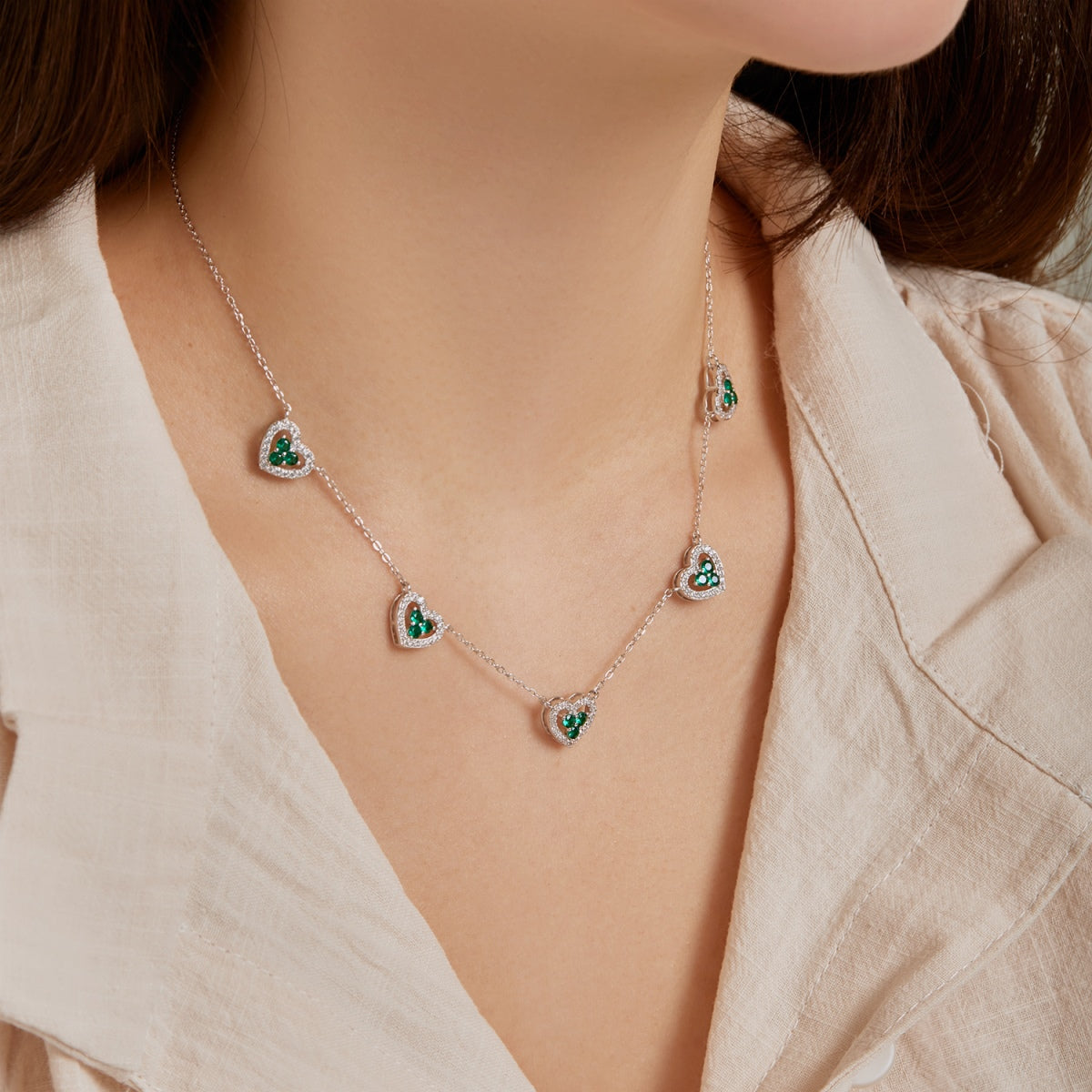 ˇStella JewelryˇSparkling Five Heart Necklace