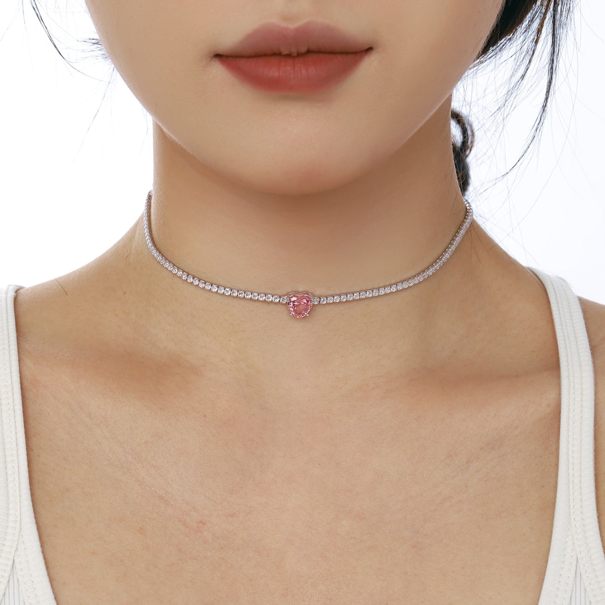 ˇStella JewelryˇSparkling Tennis Heart Cut Necklace