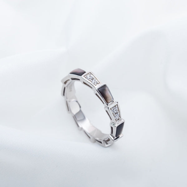 ˇStella JewelryˇSERPENTI RING SILVER  DIAMOND BLACK MOP 3MM
