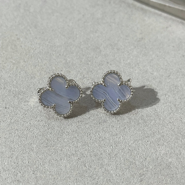 ステラジュエリー クローバー カルセドニー シルバー スタッドピアス
