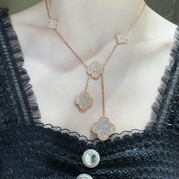 ˇStella JewelryˇHalskette mit Kleeblattmotiv und Diamanten