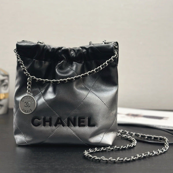 CC ホーボー ミニ 20cm ブラック グレー ラムスキン シルバー金具