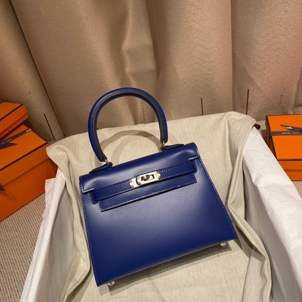 KELLY MINI 20 TASCHE AUS MARINEBLAUEM GLATTEM KALBSLEDER MIT SILBERNEN HARDWARE (AUF BESTELLUNG HERGESTELLT)