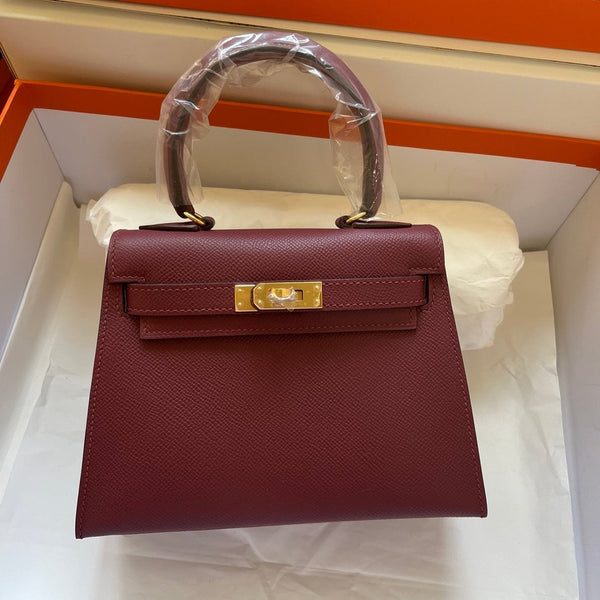 KELLY MINI 20 TASCHE AUS GRANATROTEM KALBSLEDER MIT GOLDENEN BESCHLÄGEN (AUF BESTELLUNG)