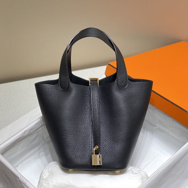 Picotin Lock 18 Black Togo Ghw