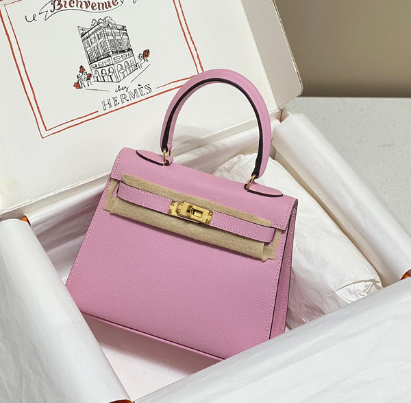 KELLY MINI 20 TASCHE AUS BABYROSA KALBSLEDER MIT GOLDENEN BESCHLÄGEN (AUF BESTELLUNG HERGESTELLT)