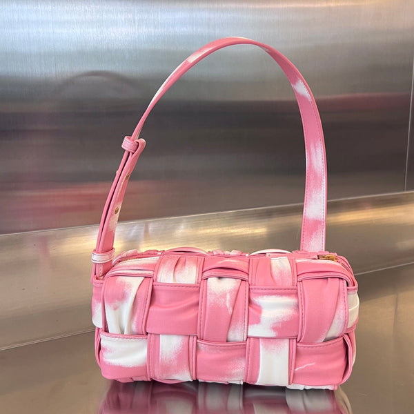 KLEINE ZIEGELKASSETTE 23 AUS ROSA MIX WEISSEM WEICHEM LAMMFELL