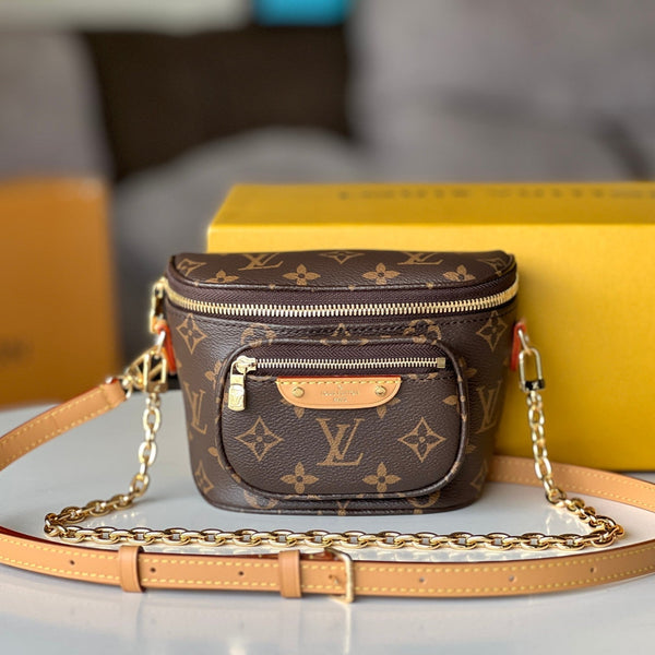 LV 25S MINI BUMBAG 17 AUS BRAUNEM KALBSLEDER MIT MONOGRAMM UND GOLDENEN HARDWARE