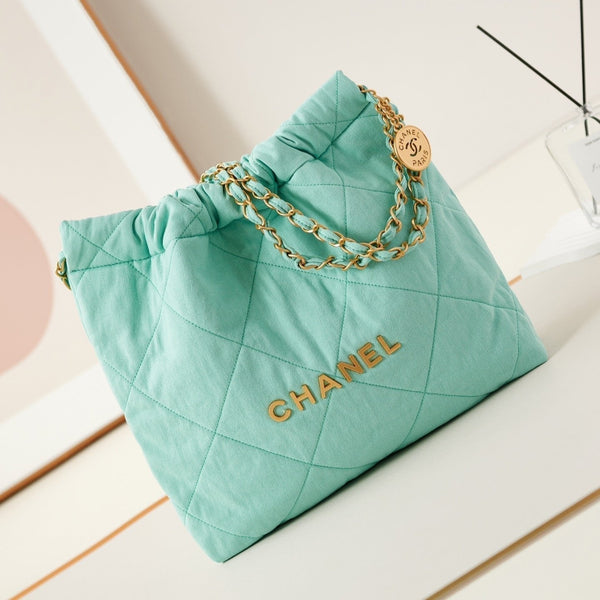 CC CLASSIC MEDIUM 37 TASCHE AUS TIFFANYBLAUEM CANVAS