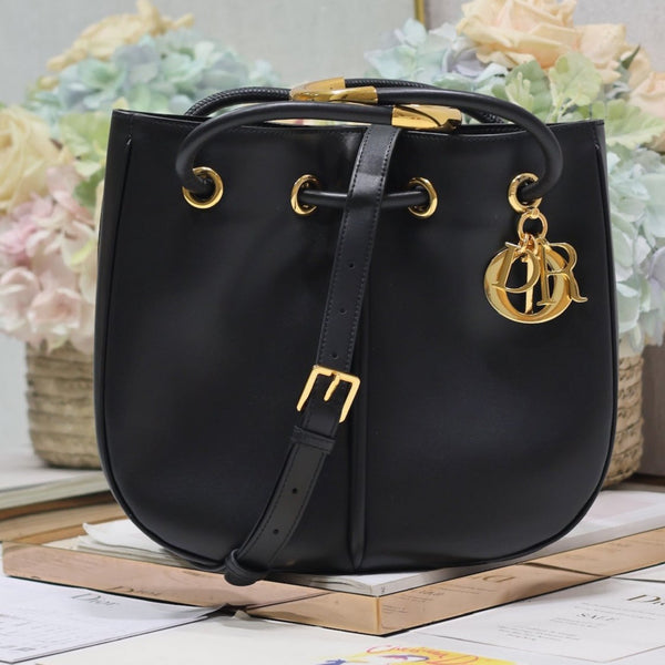 MINI 27 NOLITA TASCHE AUS SCHWARZEM GLATTEM KALBSLEDER