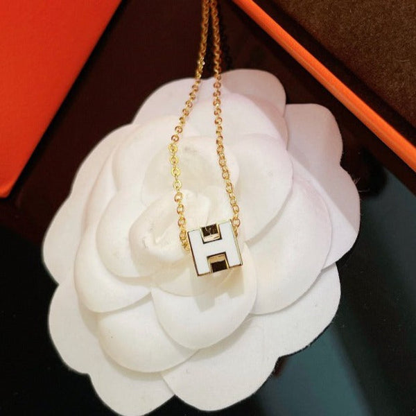 ˇStella JewelryˇH WEISSE QUADRATISCHE GOLDKETTE