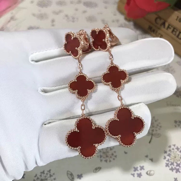 ˇStella JewelryˇOhrhänger mit Kleeblattmotiv und Karneol