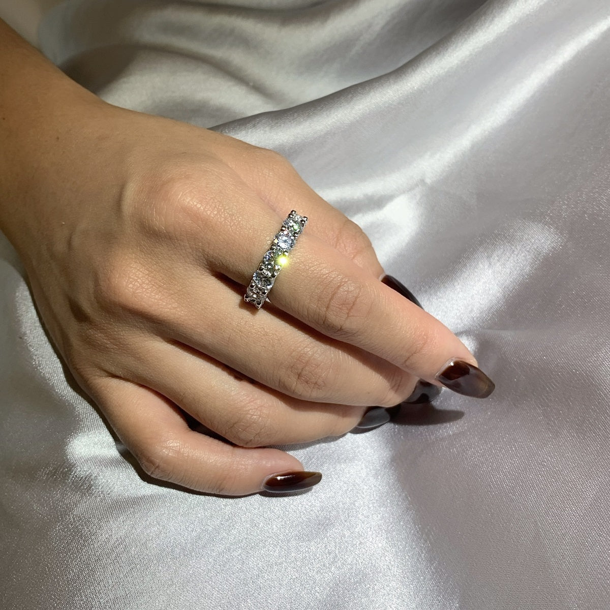 ˇStella JewelryˇGorgeous Round Cut Tennis Ring