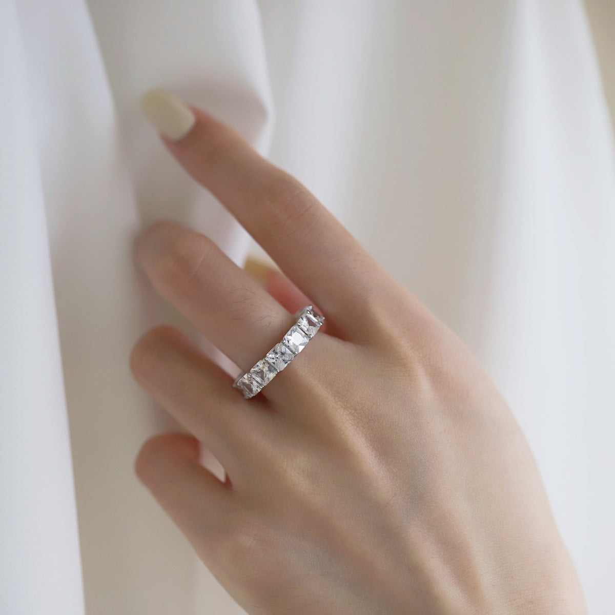ˇStella JewelryˇElegant Princess Cut Tennis Ring