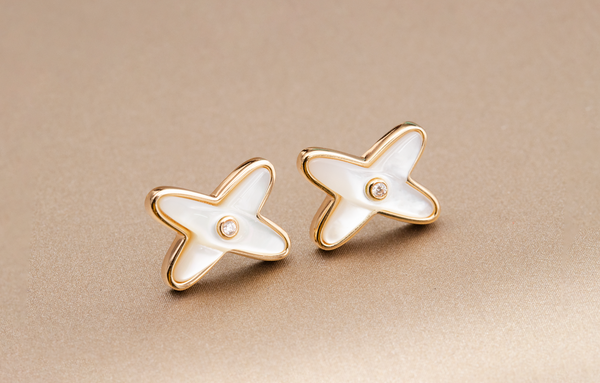ˇStella JewelryˇJEUX DE WHITE MOP ROSE GOLD DIAMOND EARRINGS