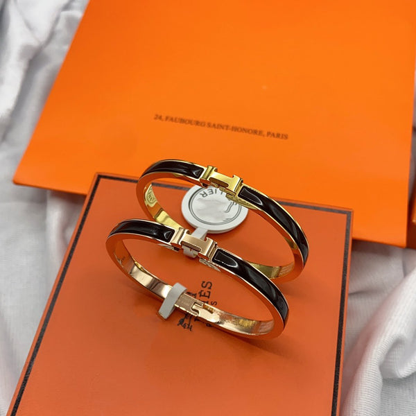 ˇStella JewelryˇCLASSIC HM CLIC BLACK 8MM ENAMEL BRACELET