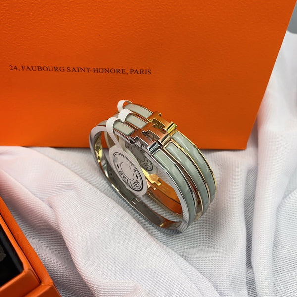 ˇStella JewelryˇCLASSIC HM CLIC GREEN 8MM ENAMEL BRACELET