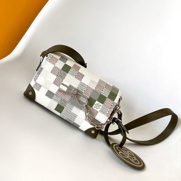 STEAMER WEARABLE WALLET 16 IN BEIGE UND KHAKI COLORWAY BESCHICHTETES CANVAS