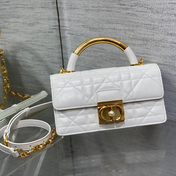 MINI 20 ANGE TASCHE AUS WEISSEM MACROCANNAGE-LAMMLEDER