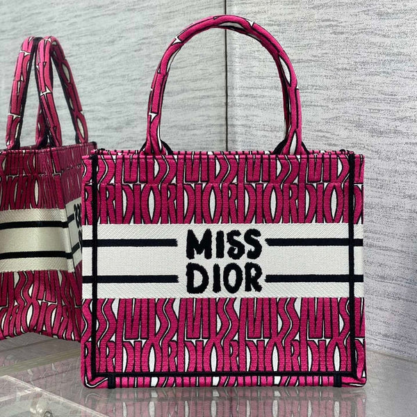 MISS TOTE 26 AUS MAGENTA-LILA CANVAS