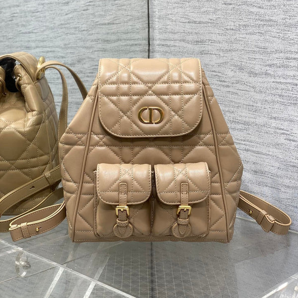 MEDIUM 25 CARO RUCKSACK MANDELBEIGE MACROCANNAGE LAMMLEDER