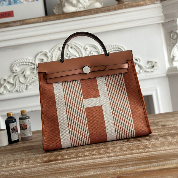 ZIP CABINE 31 TASCHE AUS BRONZEBRAUNEM MIX AUS WEISSEM CANVAS UND KALBSLEDER