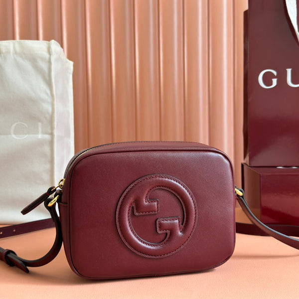 BLONDIE KLEINE SCHULTERTASCHE 21 AUS ROSSO ANCORA ROTEM KALBSLEDER