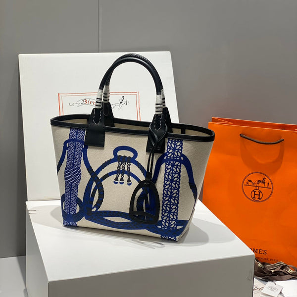STEEPLE 28 TASCHE AUS OFF-WHITE-MIX AUS BLAUEM CANVAS UND SCHWARZEM KALBSLEDER