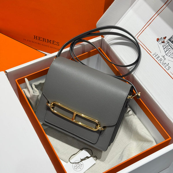 HM ROULIS 18 MINI-TASCHE AUS DUNKELGRAUEM KALBSLEDER MIT GOLDFARBENEN BESCHLÄGEN