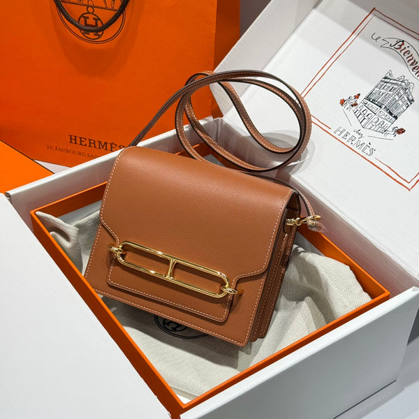 HM ROULIS 18 MINI-TASCHE AUS GELBBRAUNEM KALBSLEDER MIT GOLDFARBENEN BESCHLÄGEN