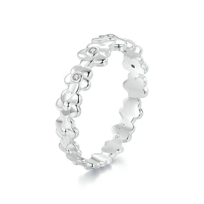ˇStella JewelryˇFlower Ring Paved with Cubic Zirconia Statement Band Ring