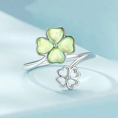 ˇStella JewelryˇWhite Gold Plated Lucky Four-Leaf Clover Ring