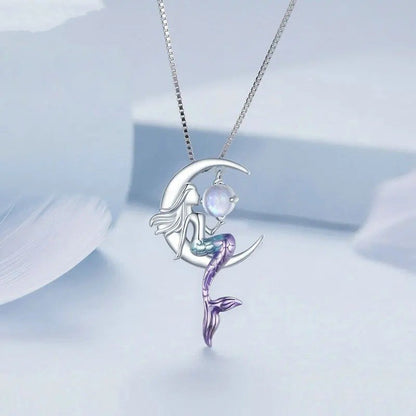 ˇStella JewelryˇMermaid Pendant Necklace Moon Neck Chain