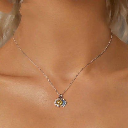 ˇStella JewelryˇWhite Gold Plated Sun and Moon Necklace