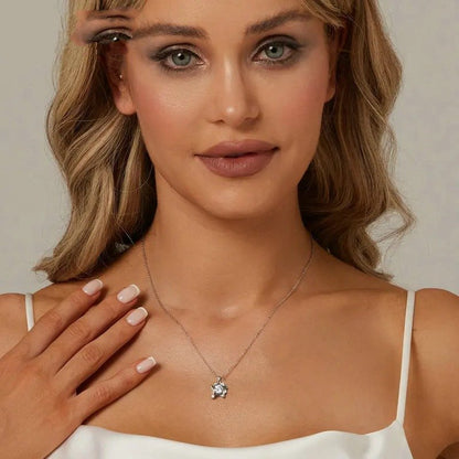 ˇStella JewelryˇShiny Star Pendant Necklace